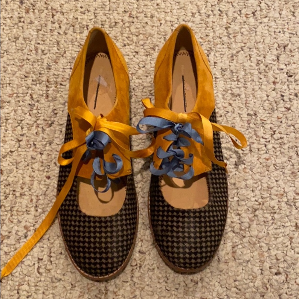 Pilcro and the Letterpress Mary Jane flat size 10